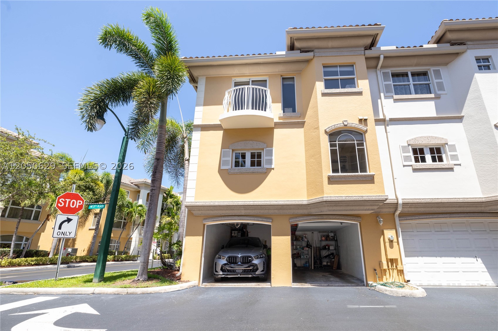 18451 NE 27th Pl, Aventura FL 33160