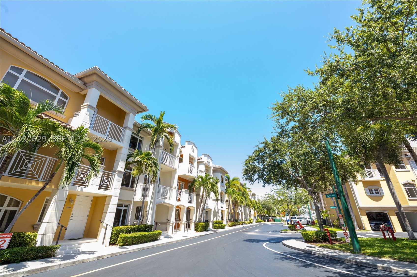 18451 NE 27th Pl, Aventura FL 33160