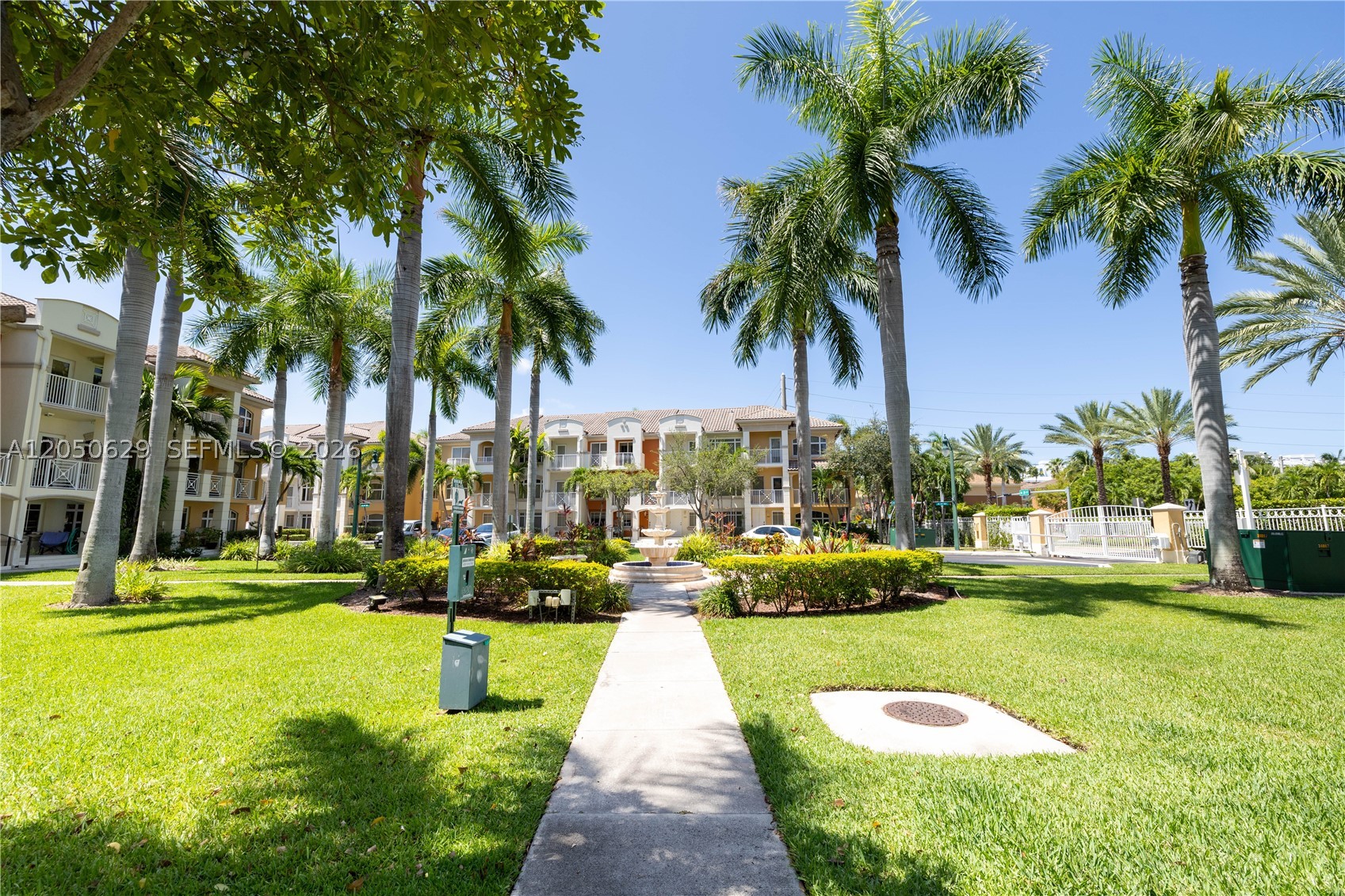 18451 NE 27th Pl, Aventura FL 33160