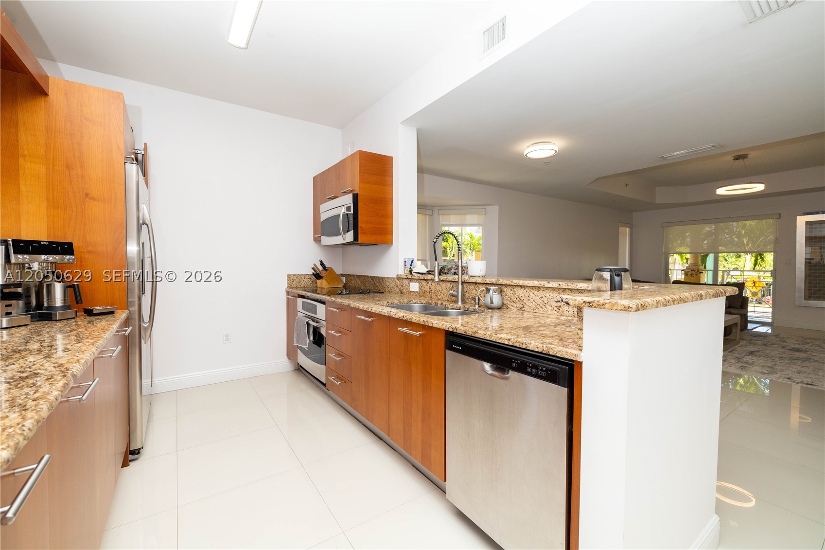 18451 NE 27th Pl, Aventura FL 33160