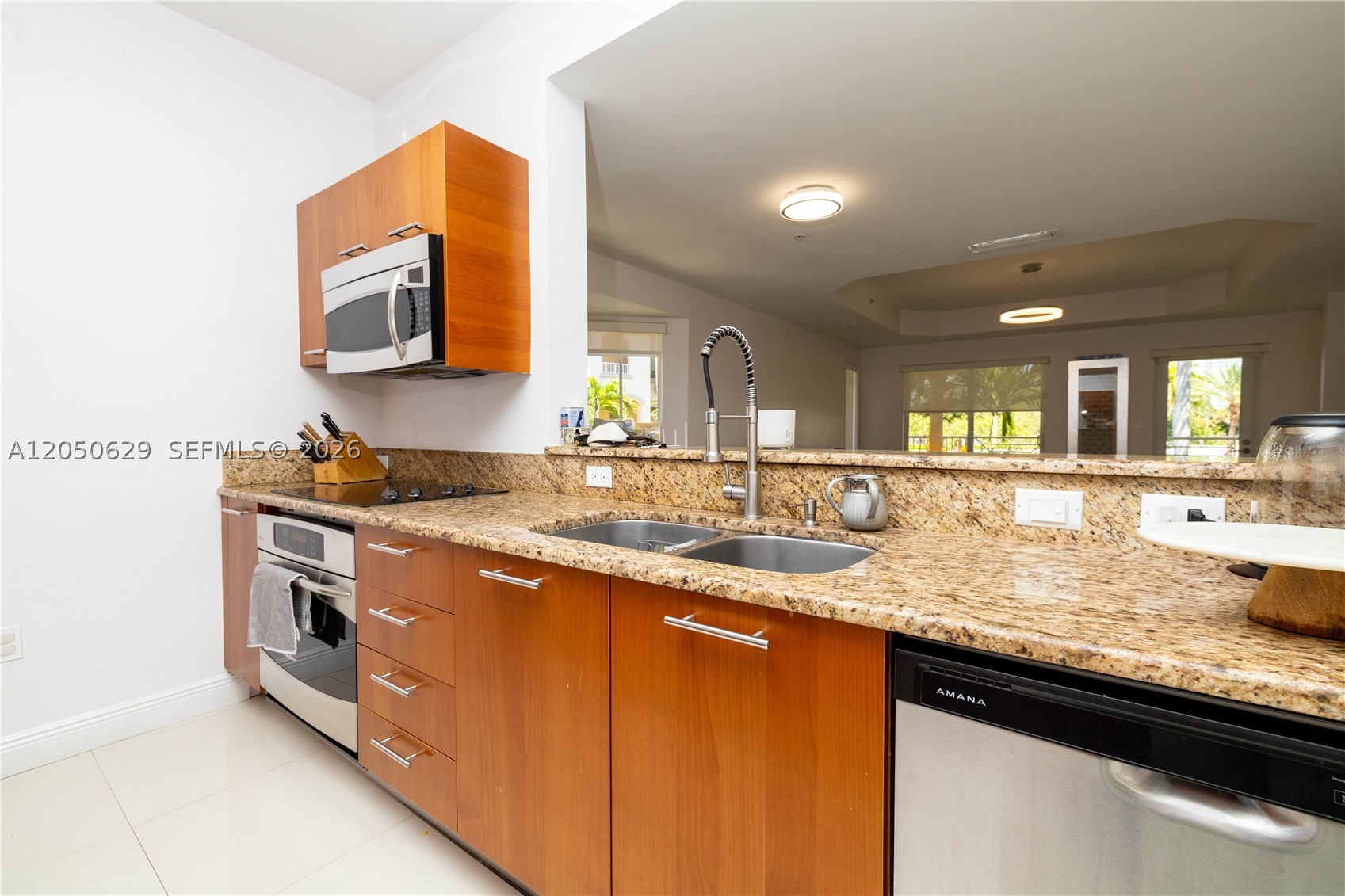 18451 NE 27th Pl, Aventura FL 33160