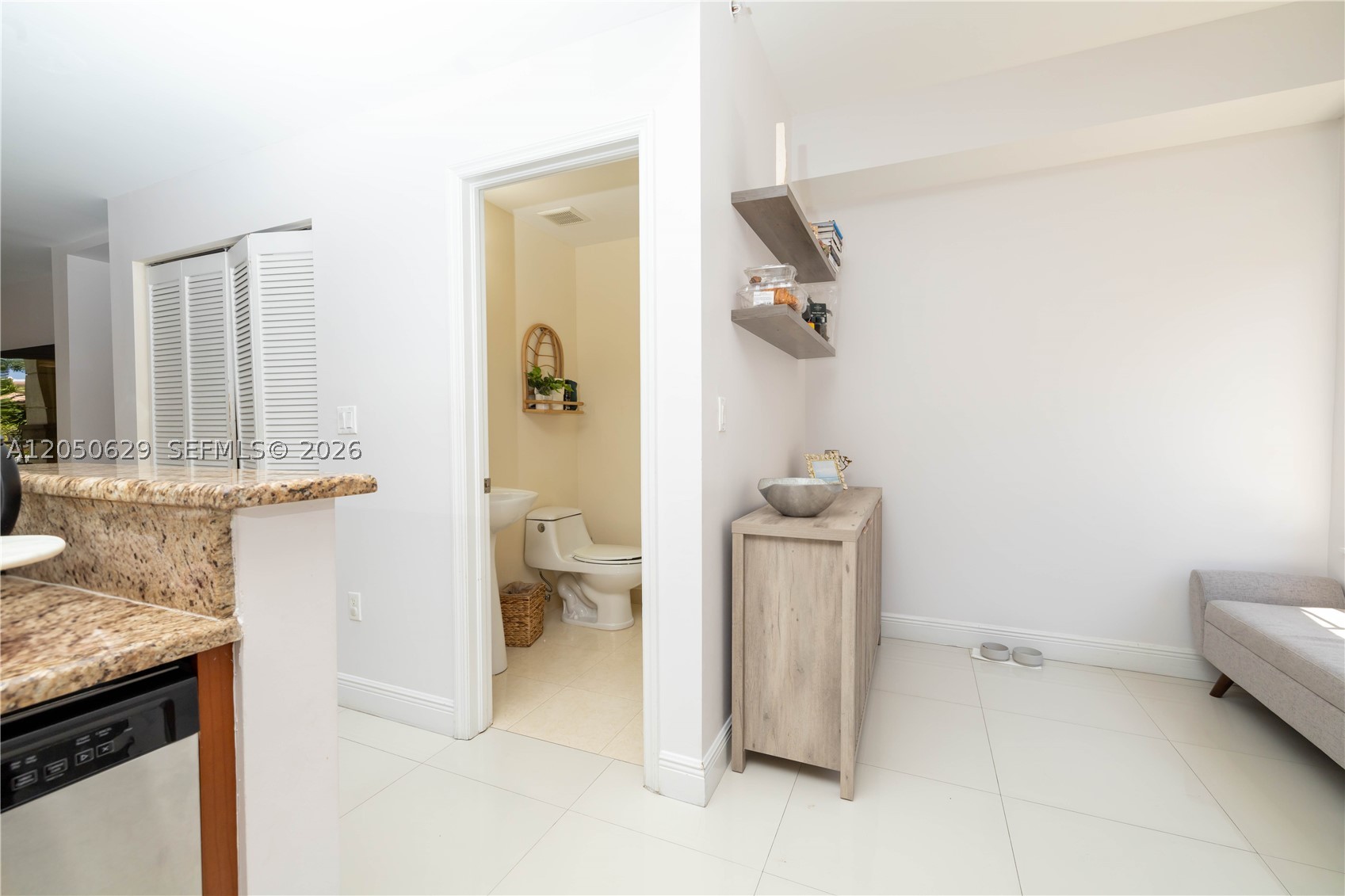 18451 NE 27th Pl, Aventura FL 33160