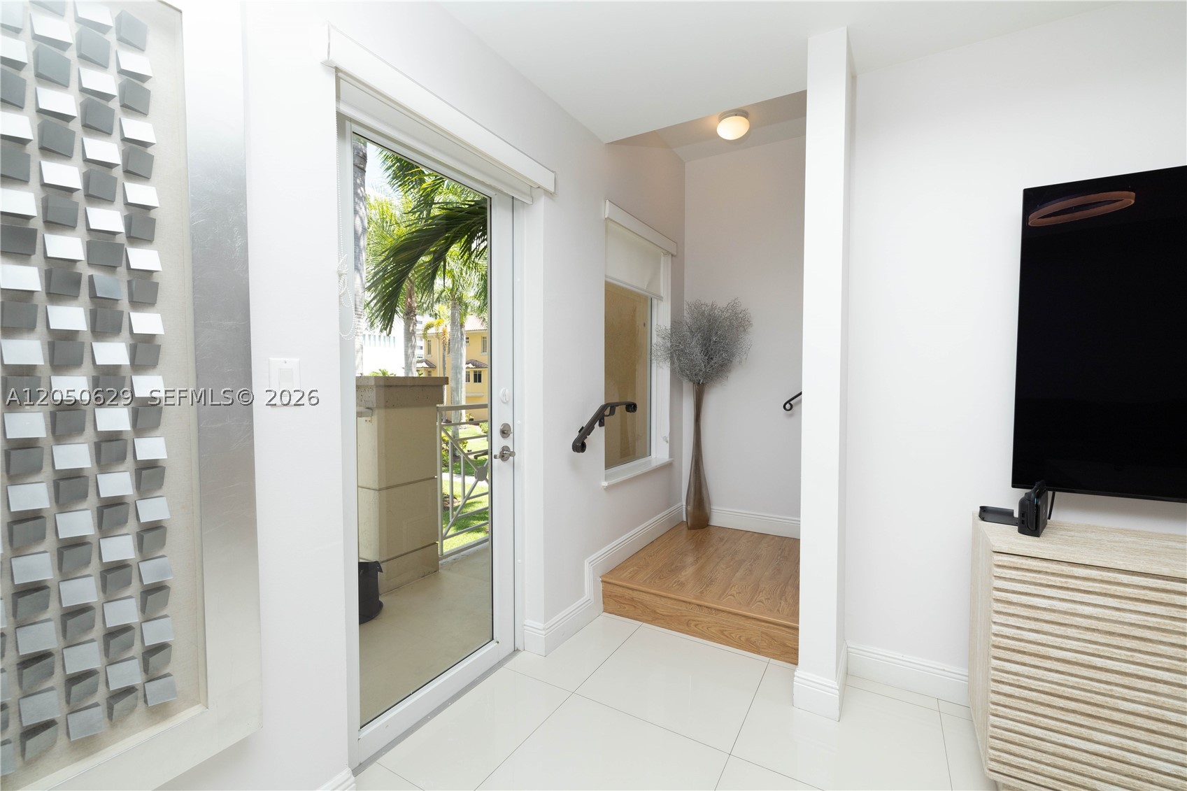 18451 NE 27th Pl, Aventura FL 33160