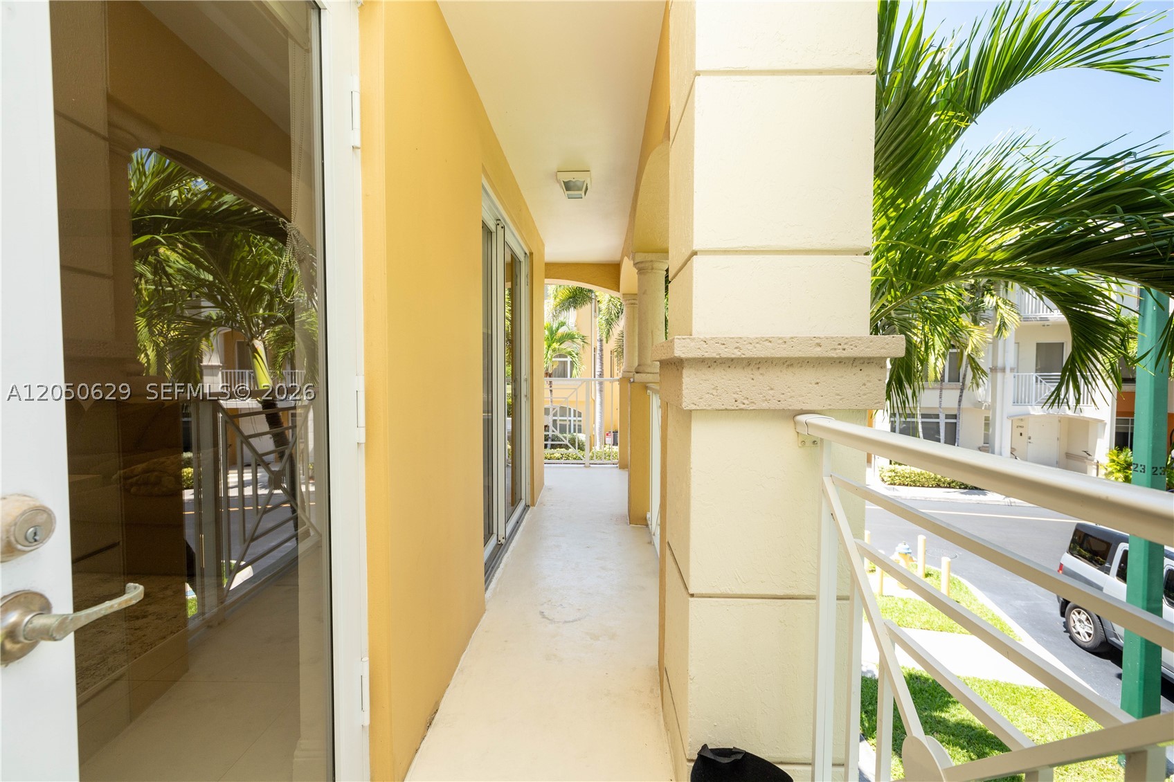 18451 NE 27th Pl, Aventura FL 33160