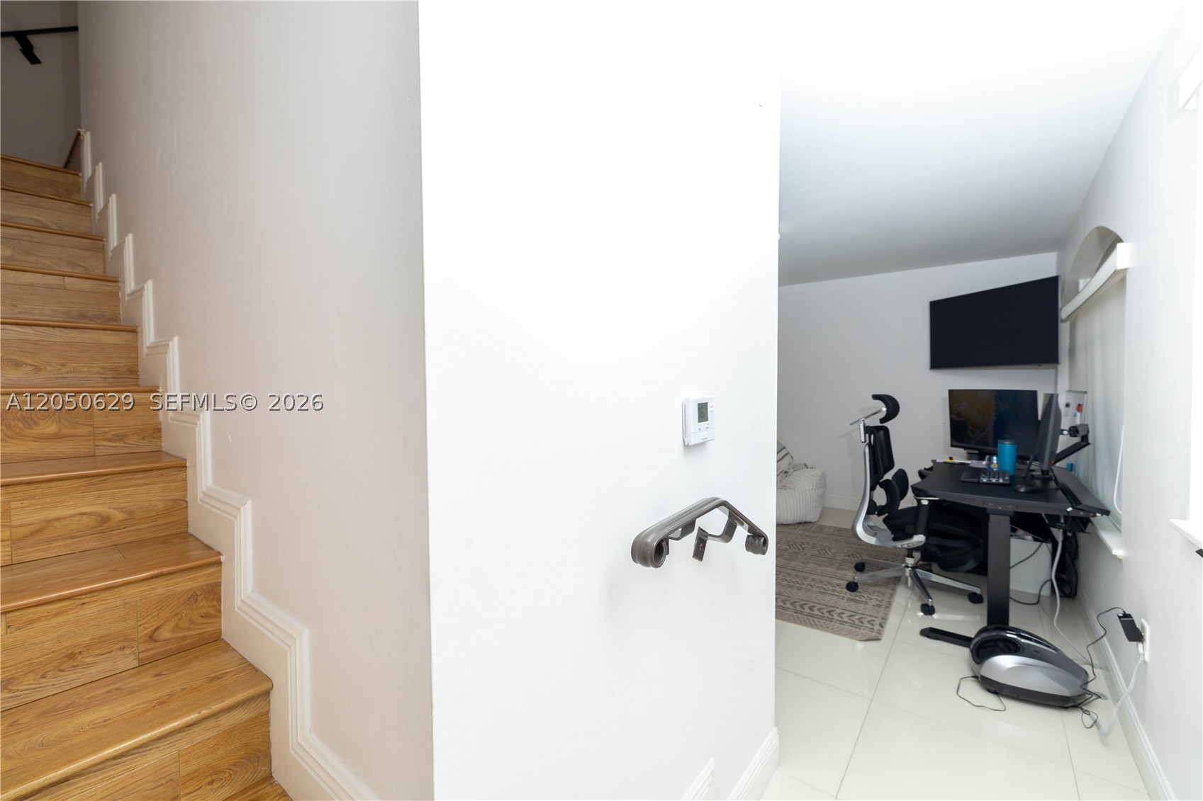 18451 NE 27th Pl, Aventura FL 33160
