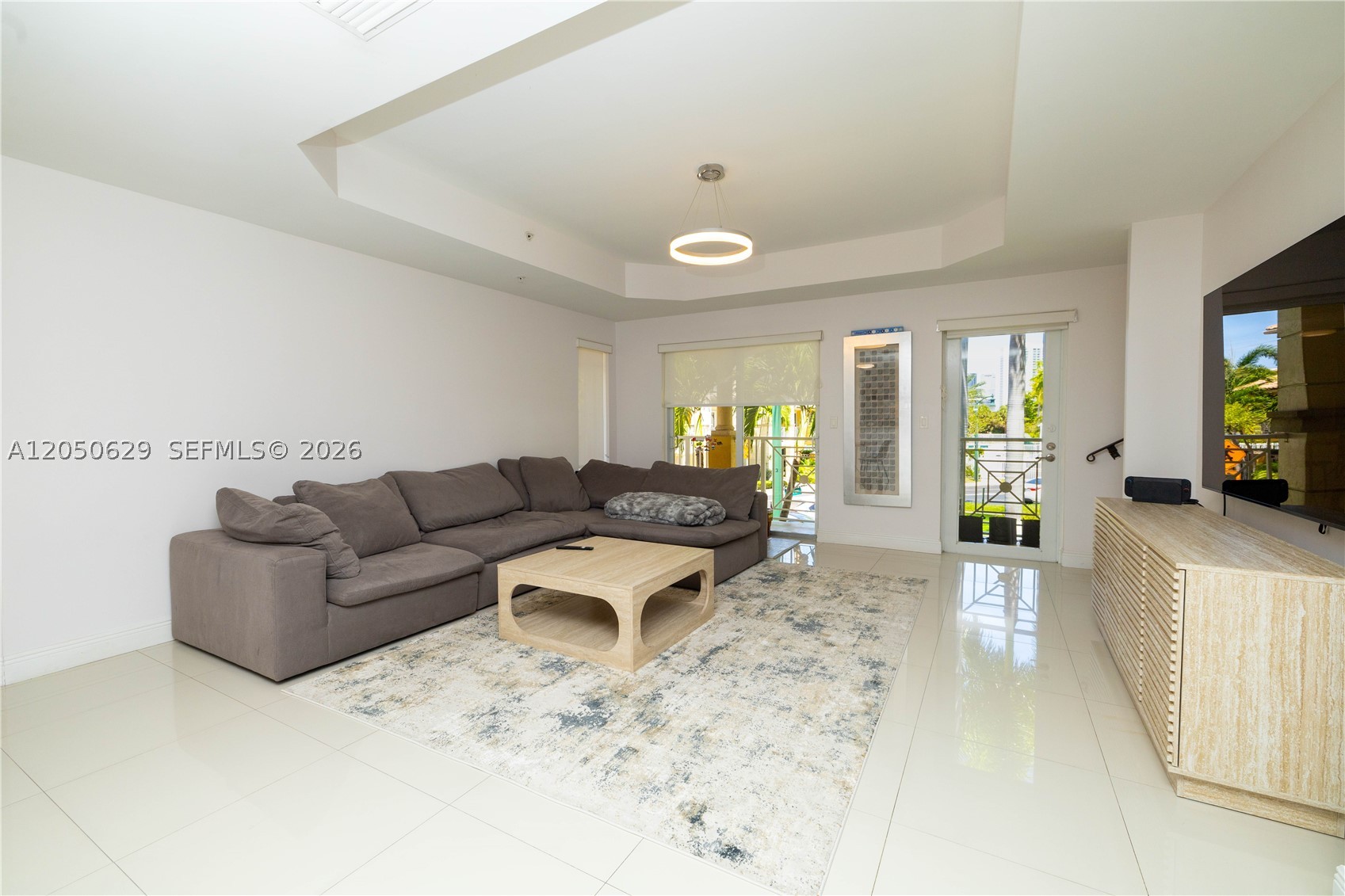 18451 NE 27th Pl, Aventura FL 33160
