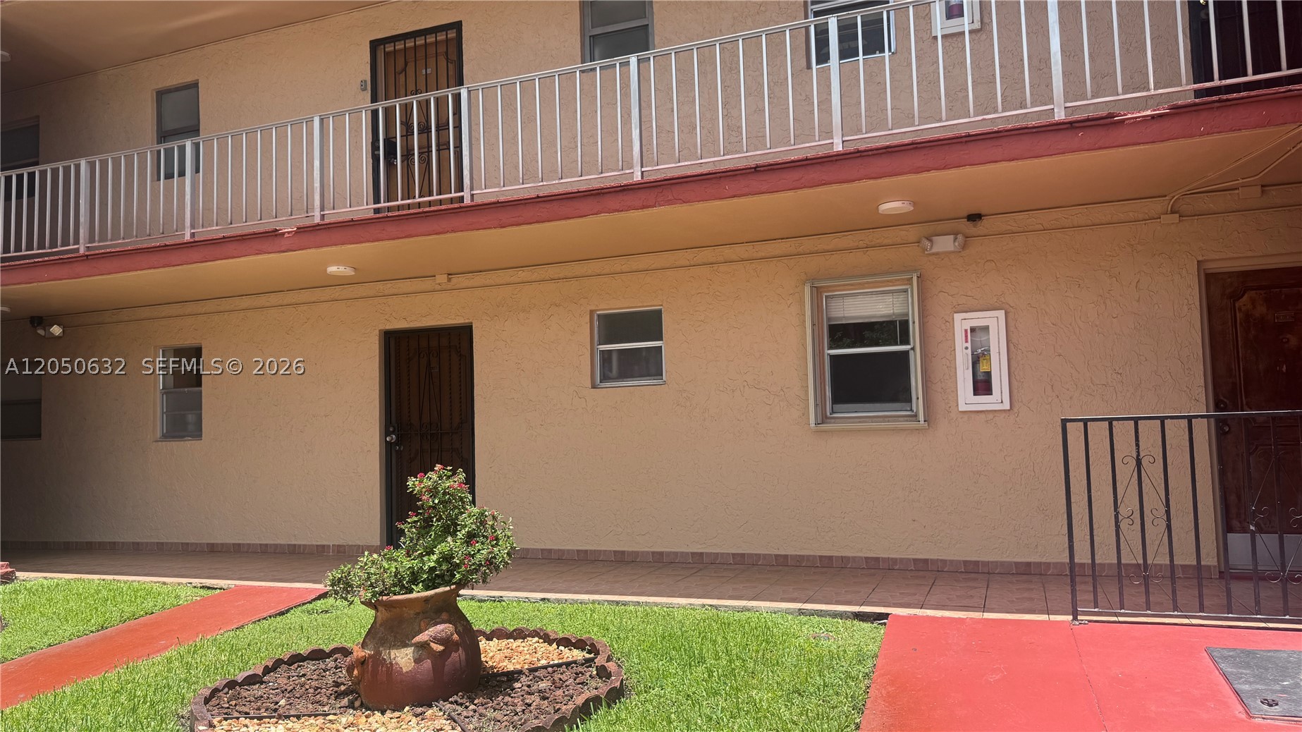 6090 W Flagler St #107, Miami FL 33144