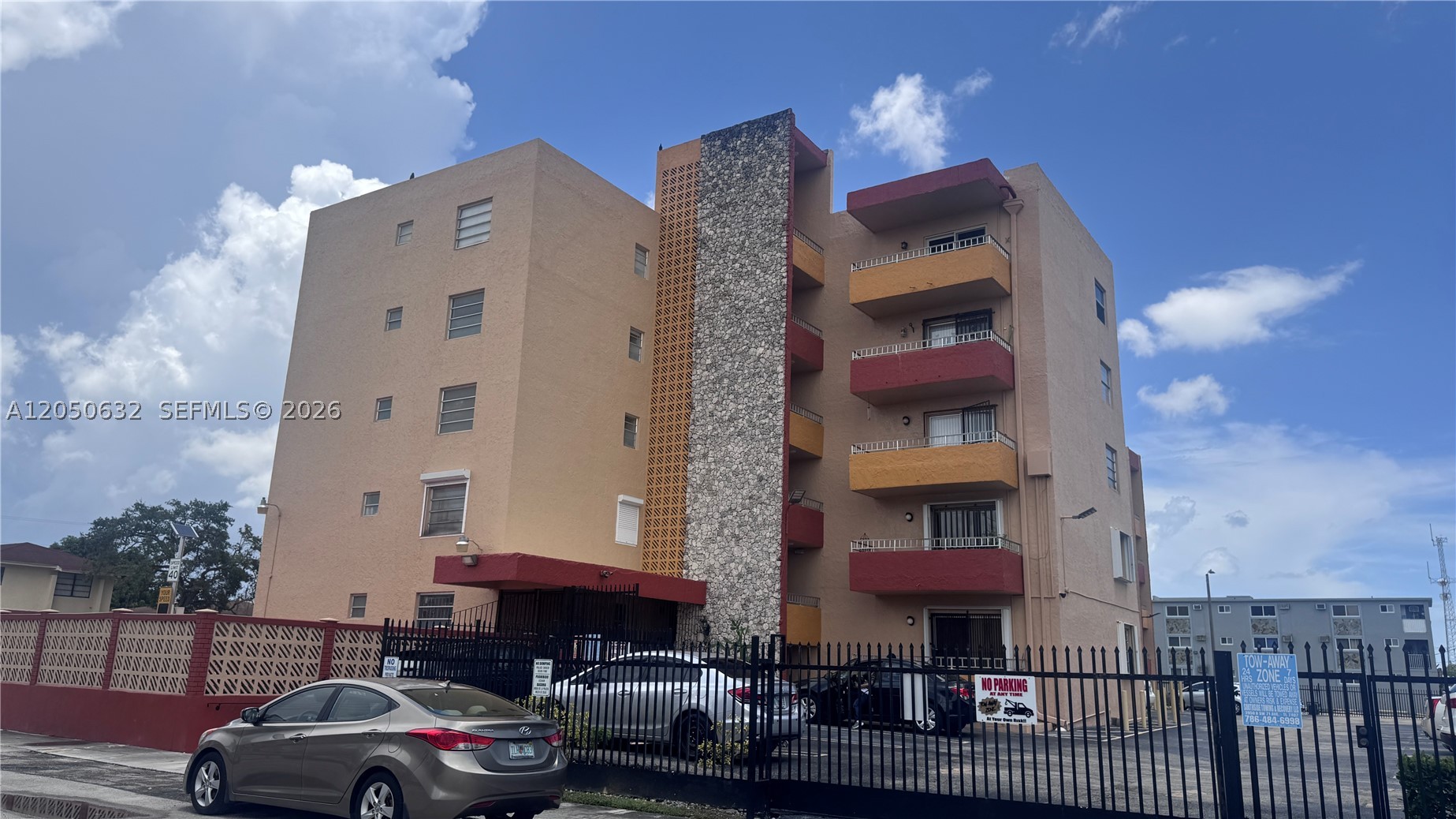 6090 W Flagler St #107, Miami FL 33144