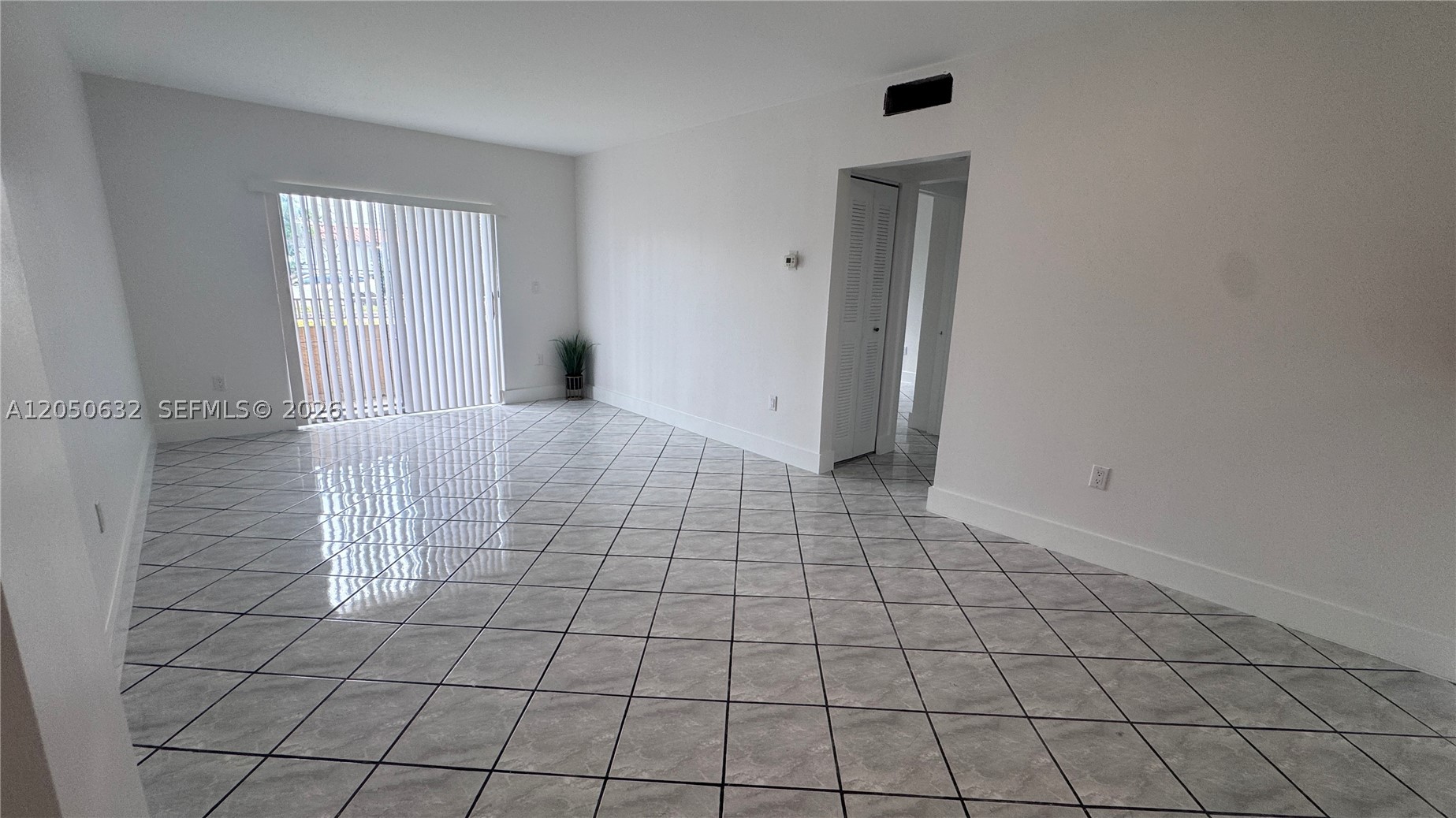 6090 W Flagler St #107, Miami FL 33144