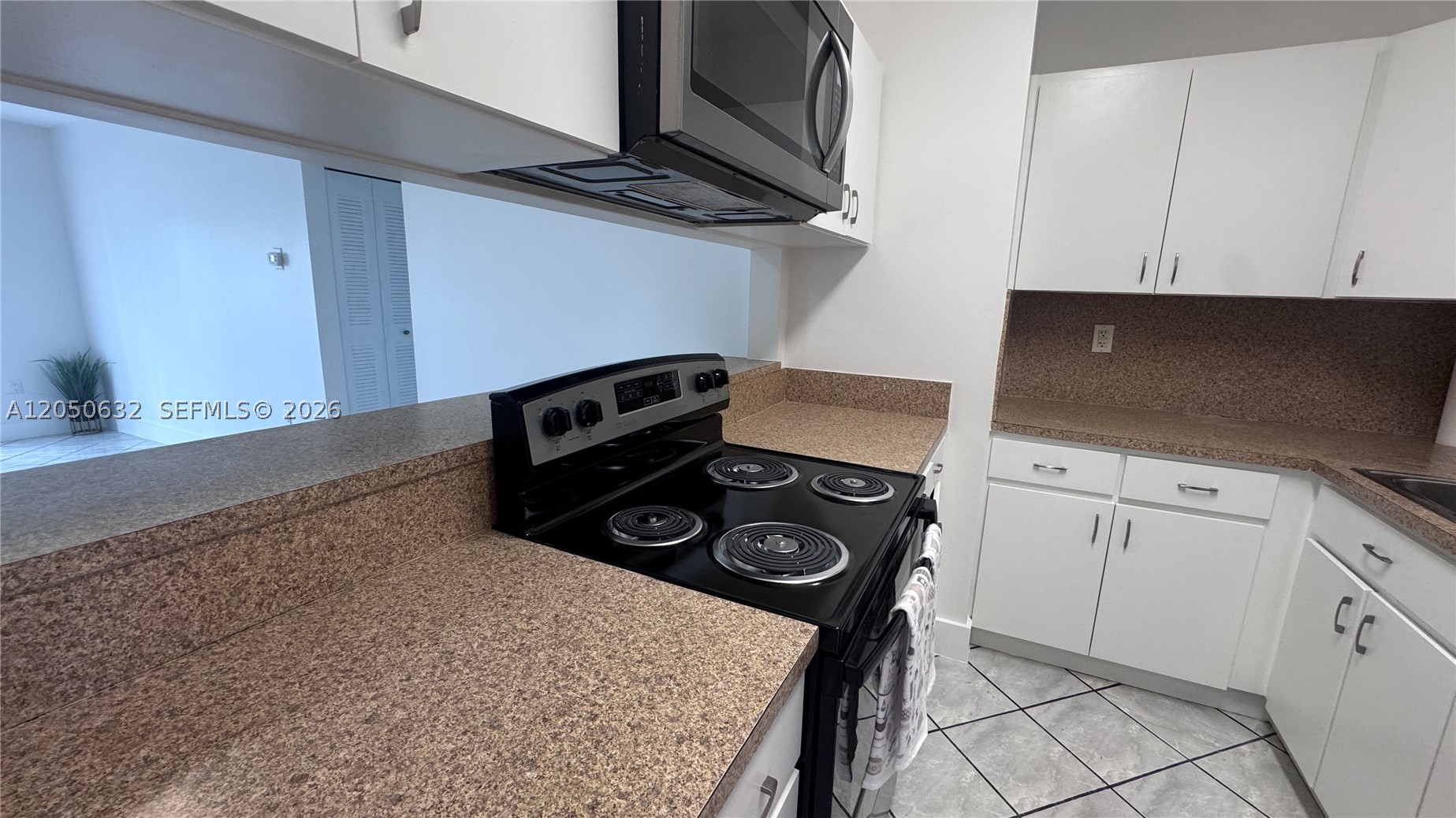 6090 W Flagler St #107, Miami FL 33144