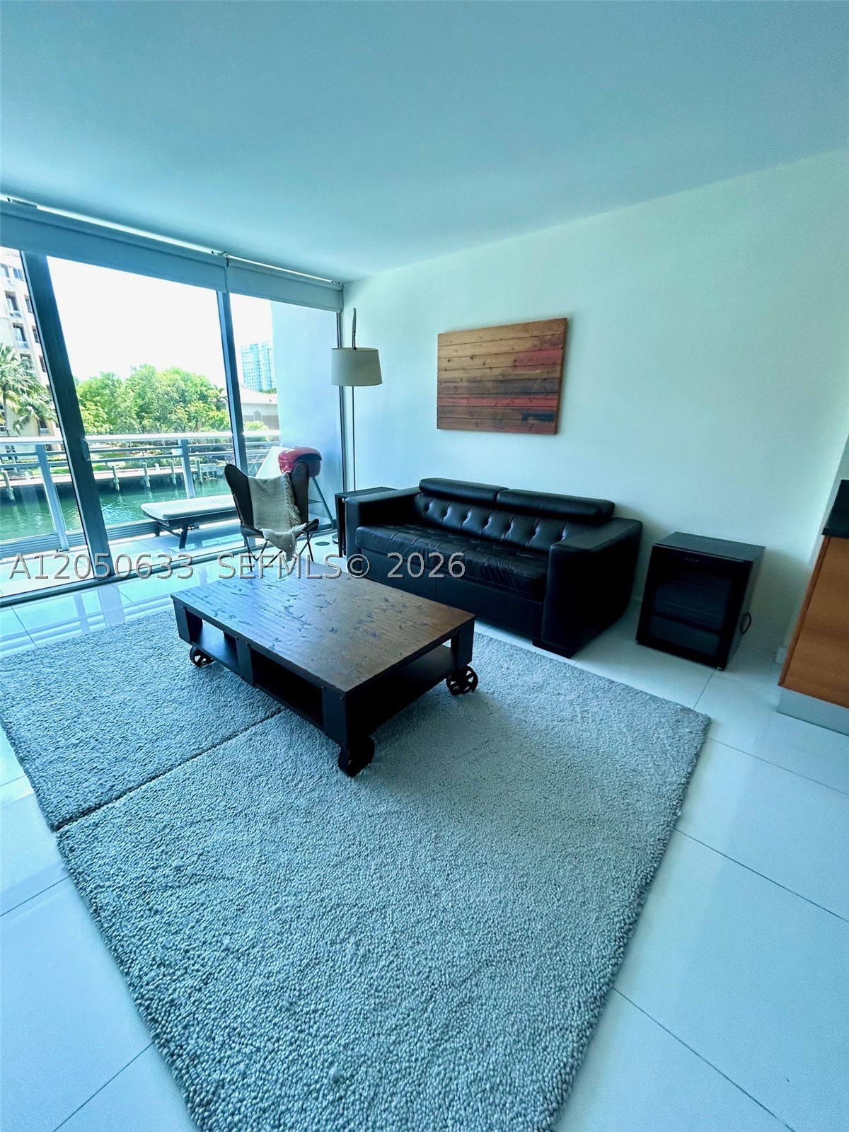 2950 NE 188th St #216, Aventura FL 33180