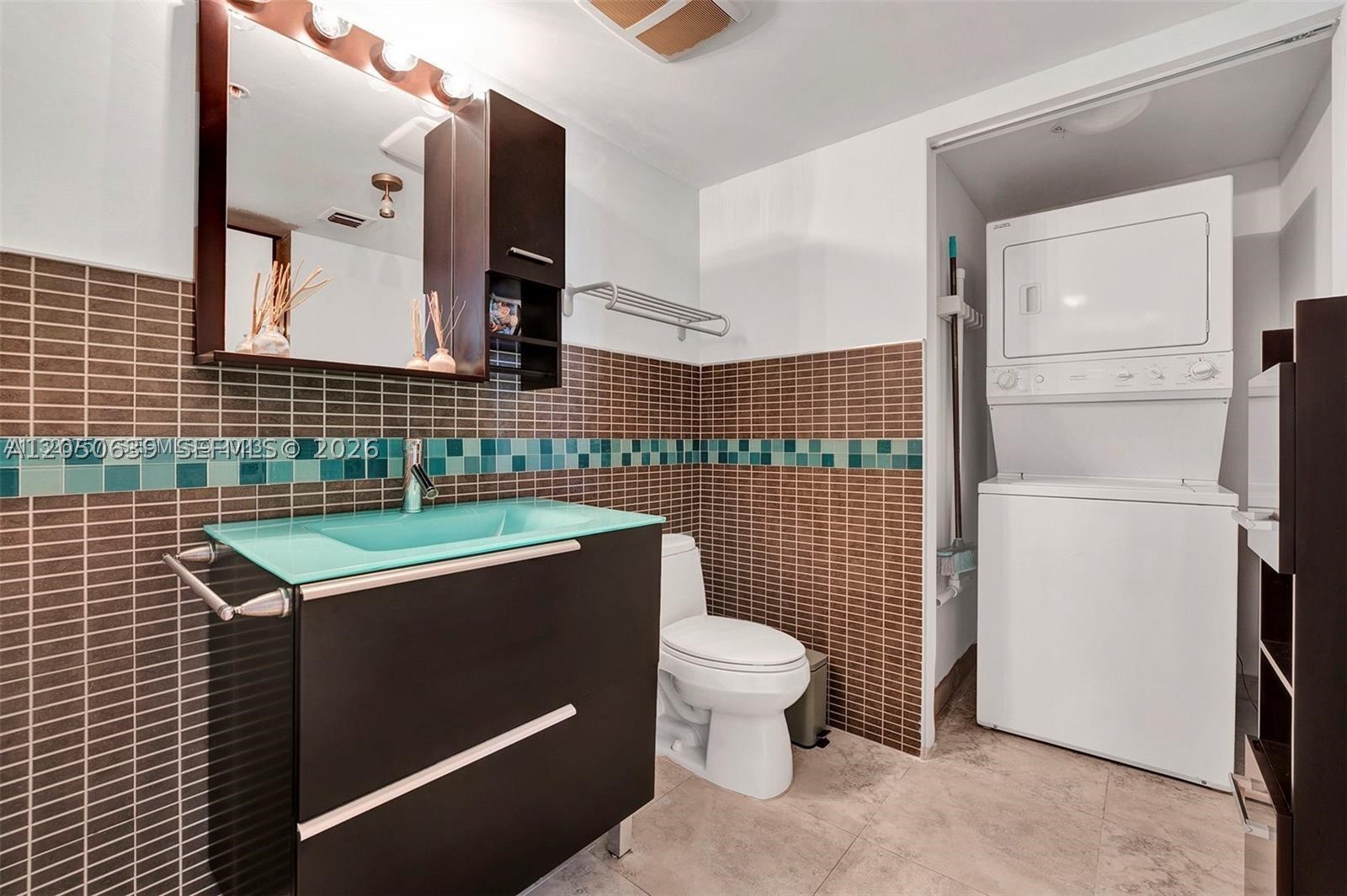 16699 Collins Ave #1605, Sunny Isles Beach FL 33160