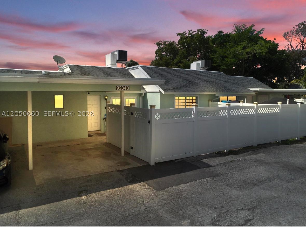 Boca Raton FL 33428 - A12050660