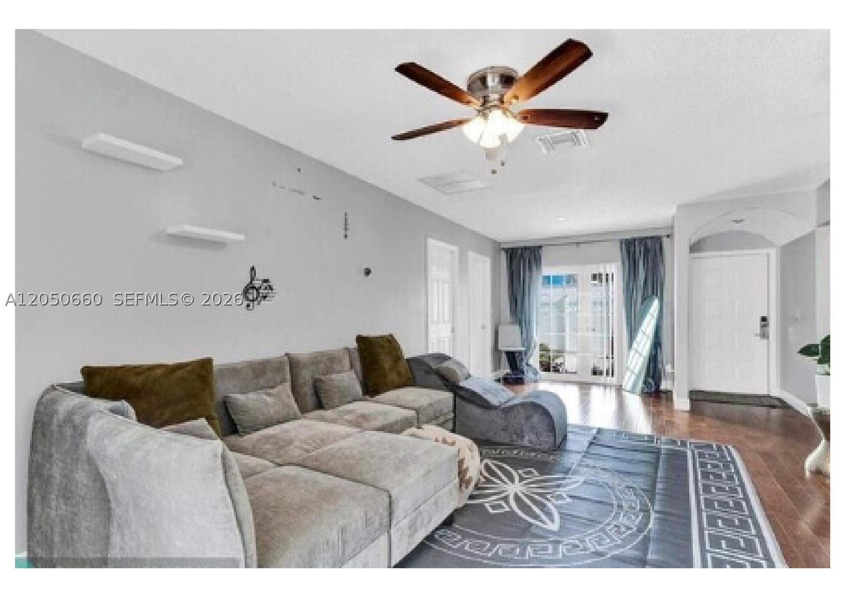 9234 SW 5th St #B, Boca Raton FL 33428