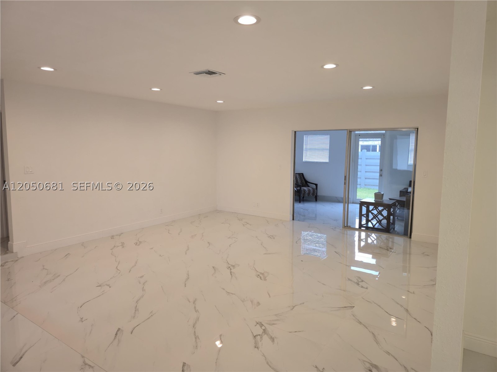 7771 NW 46th St #7771, Lauderhill FL 33351