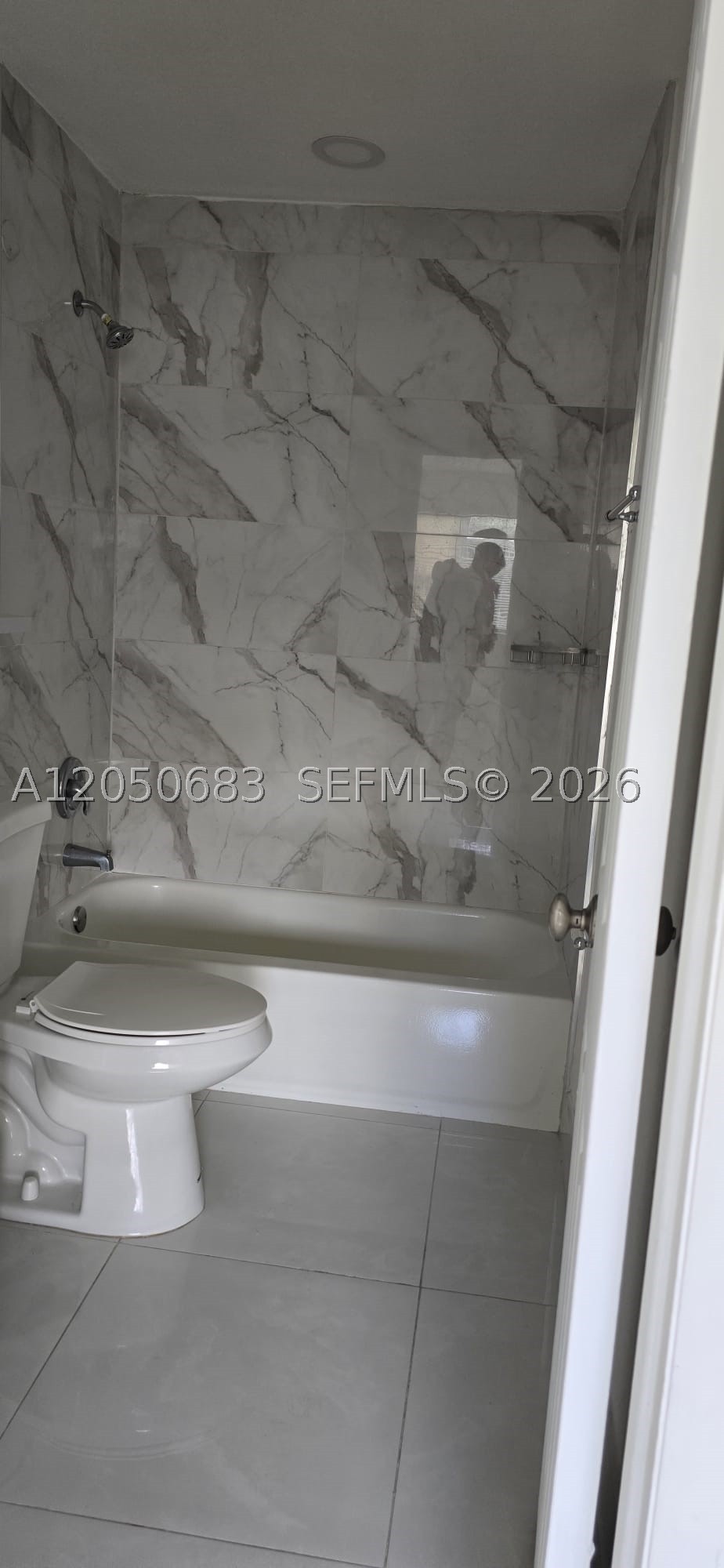 7400 NW 85th Ct #207, Tamarac FL 33321
