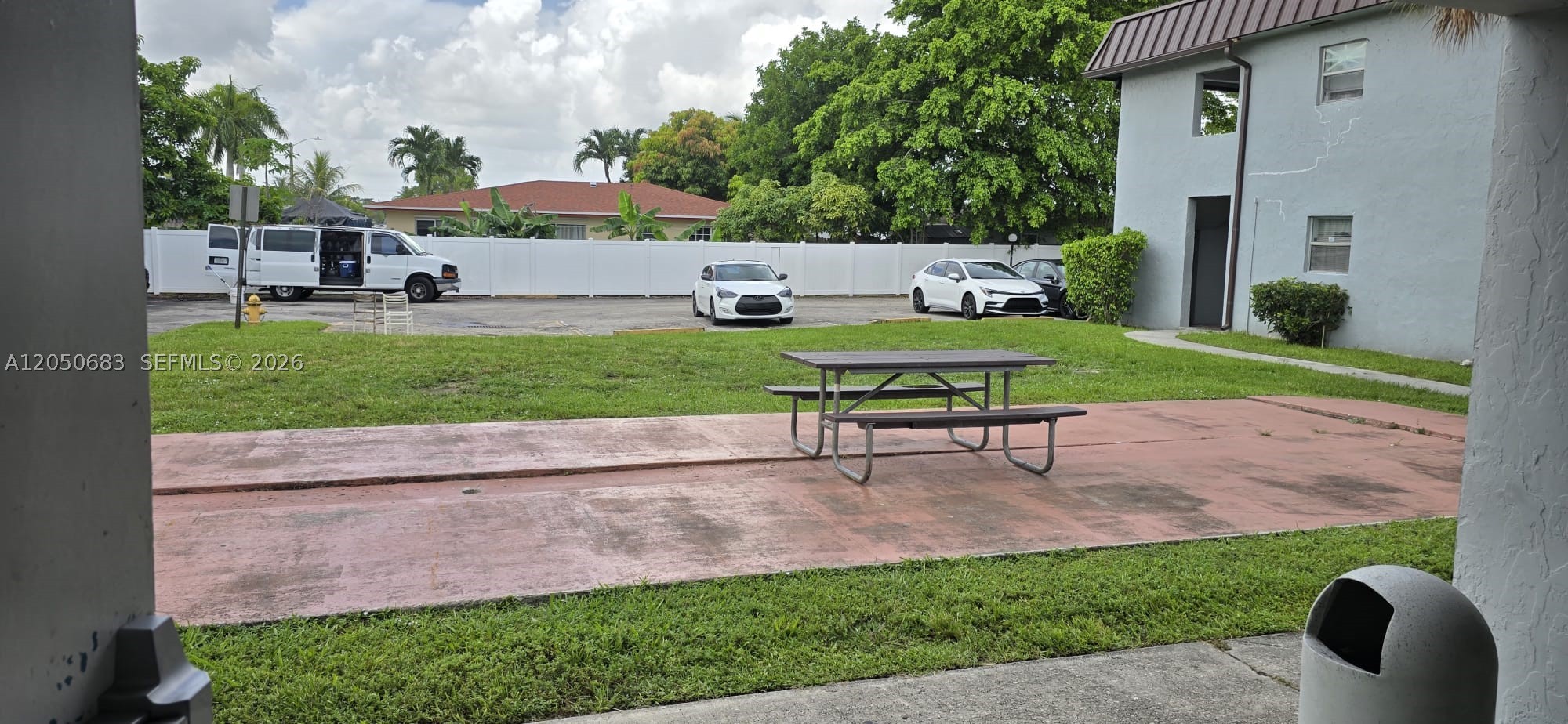 7400 NW 85th Ct #207, Tamarac FL 33321