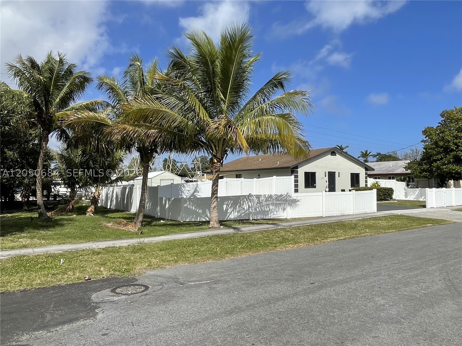 1370 NW 3rd St #., Dania Beach FL 33004