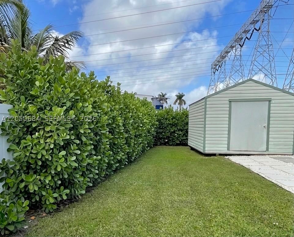 1370 NW 3rd St #., Dania Beach FL 33004