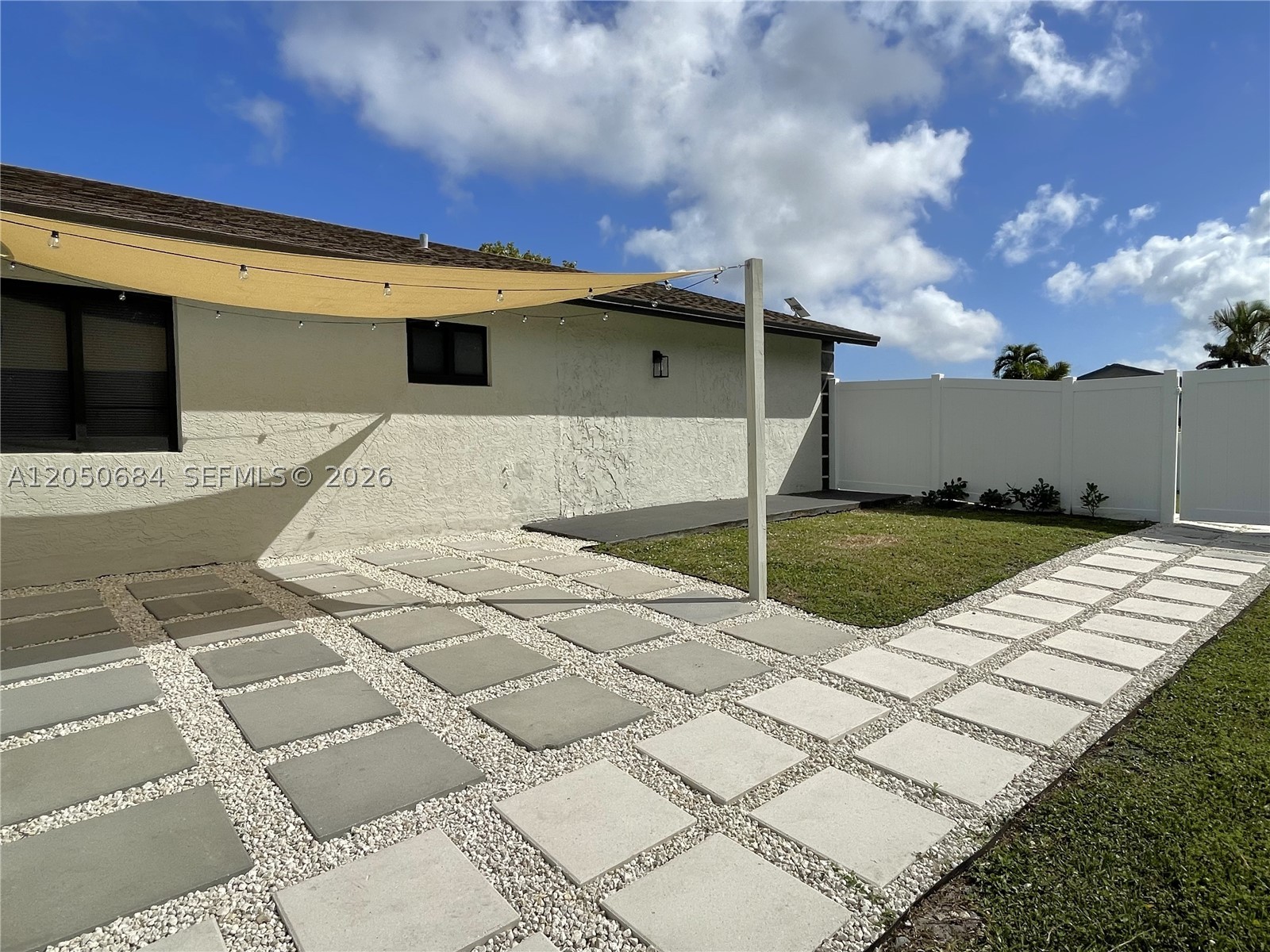 1370 NW 3rd St #., Dania Beach FL 33004