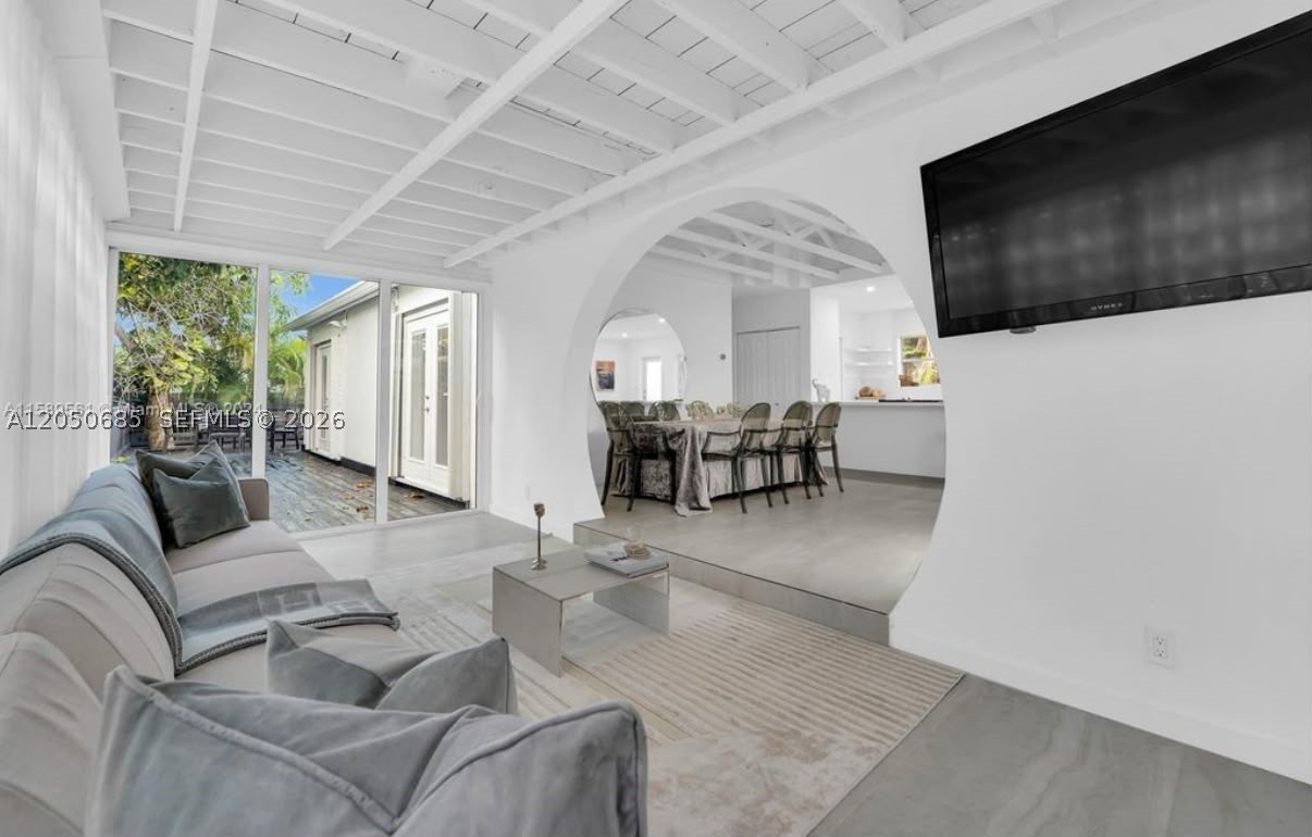 9264 Byron Ave, Surfside FL 33154
