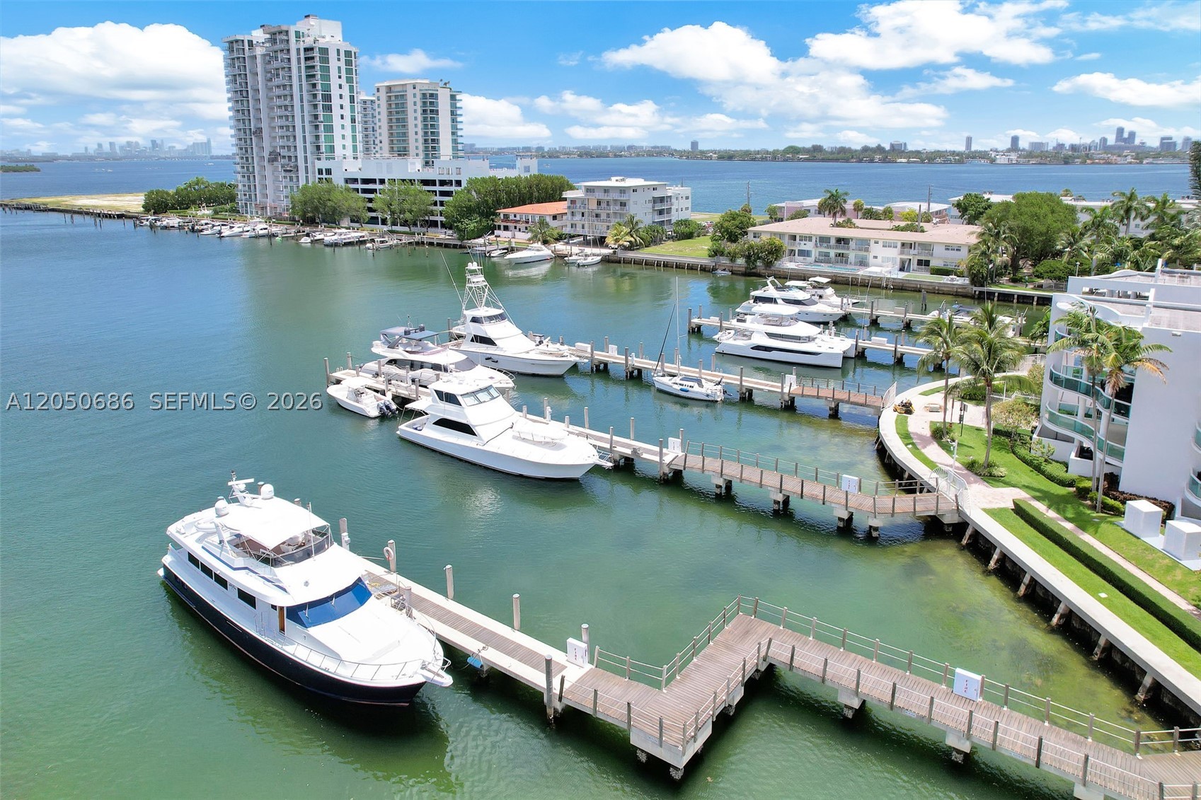7900 Harbor Island Dr #610, North Bay Village FL 33141