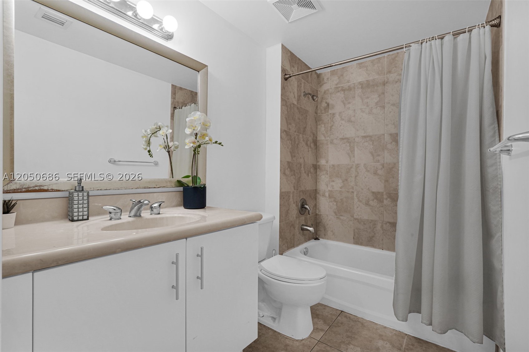 7900 Harbor Island Dr #610, North Bay Village FL 33141