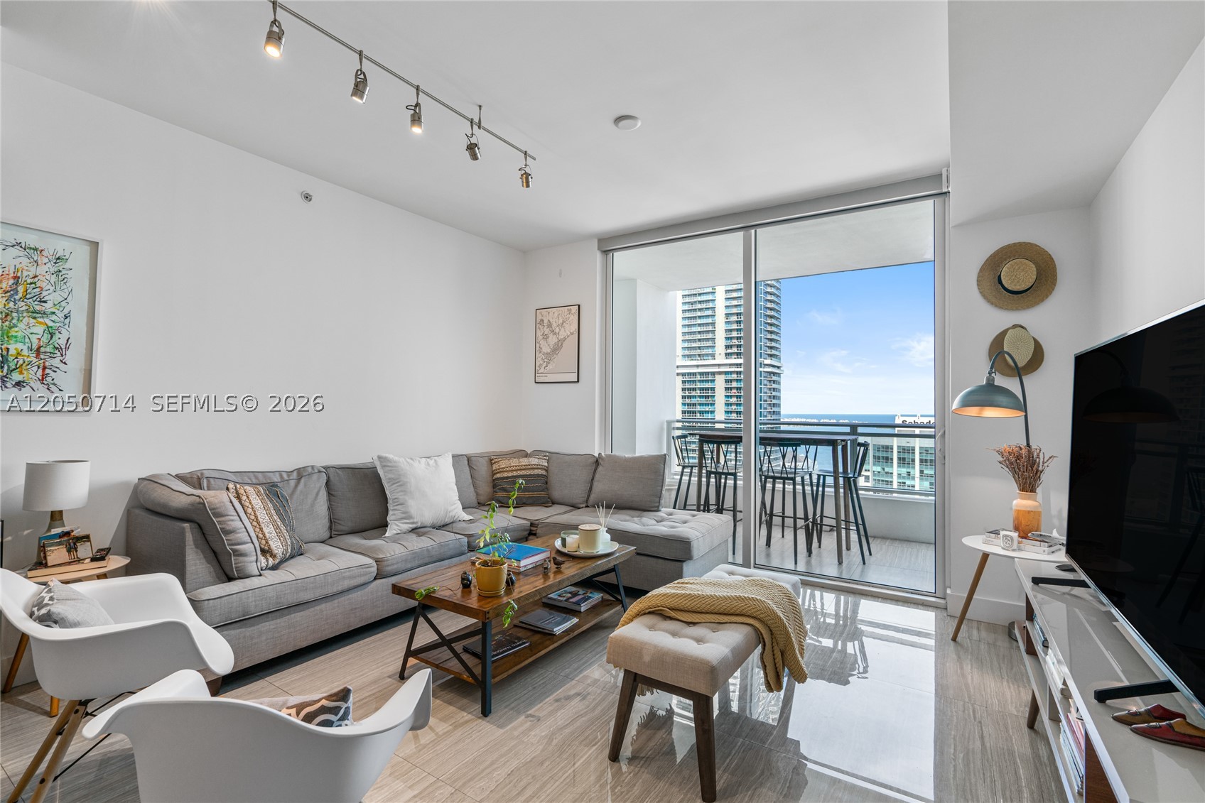1080 Brickell Ave #4102, Miami FL 33131