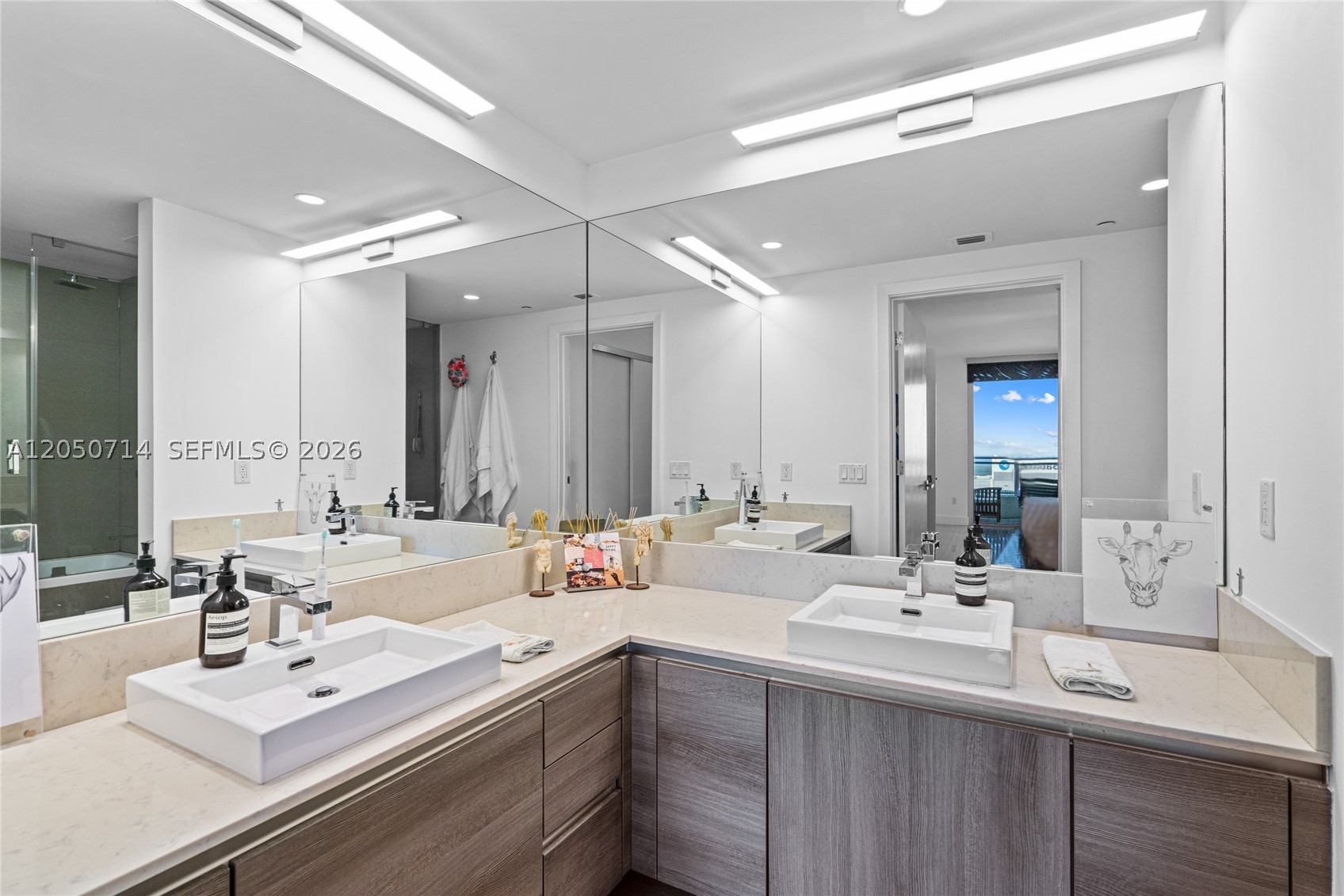 1080 Brickell Ave #4102, Miami FL 33131