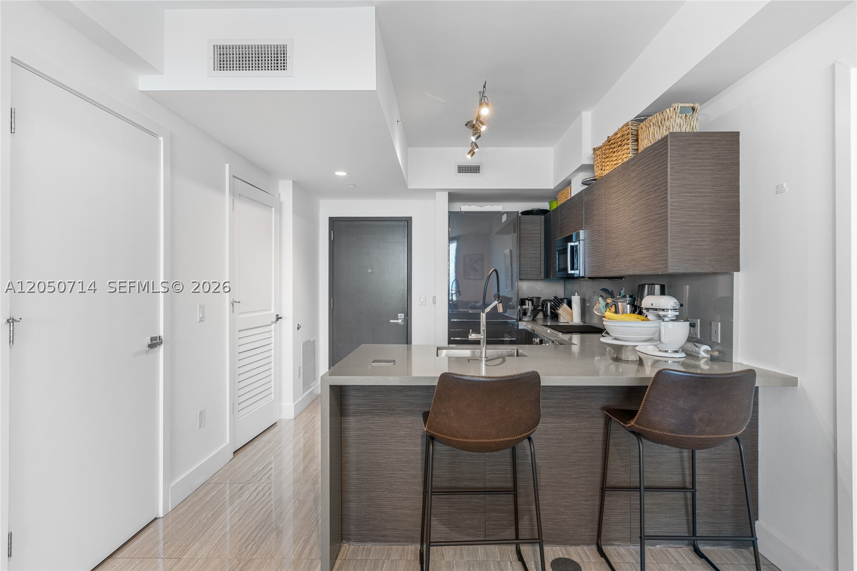 1080 Brickell Ave #4102, Miami FL 33131