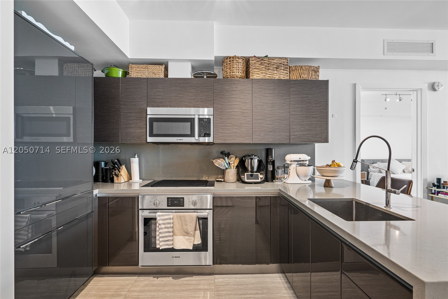 1080 Brickell Ave #4102, Miami FL 33131