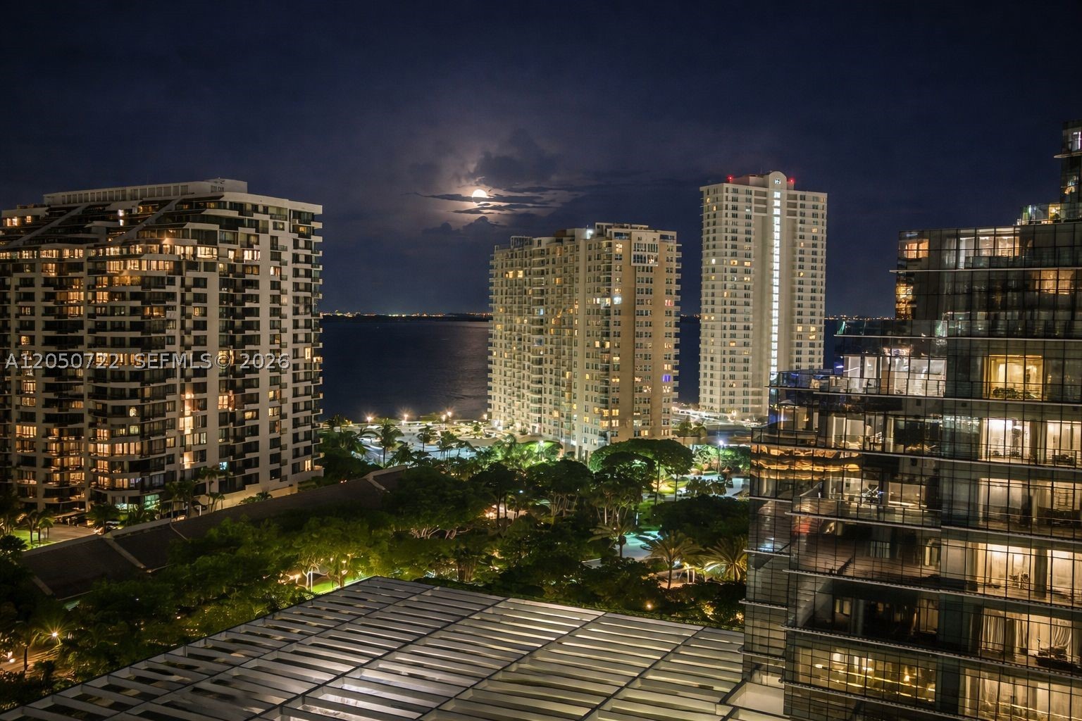 701 Brickell Key Blvd #1611, Miami FL 33131
