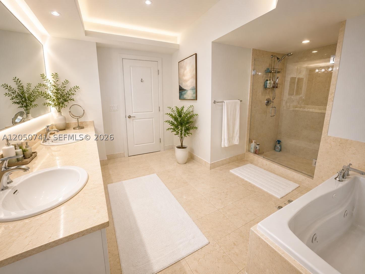 20000 E Country Club Dr #405, Aventura FL 33180