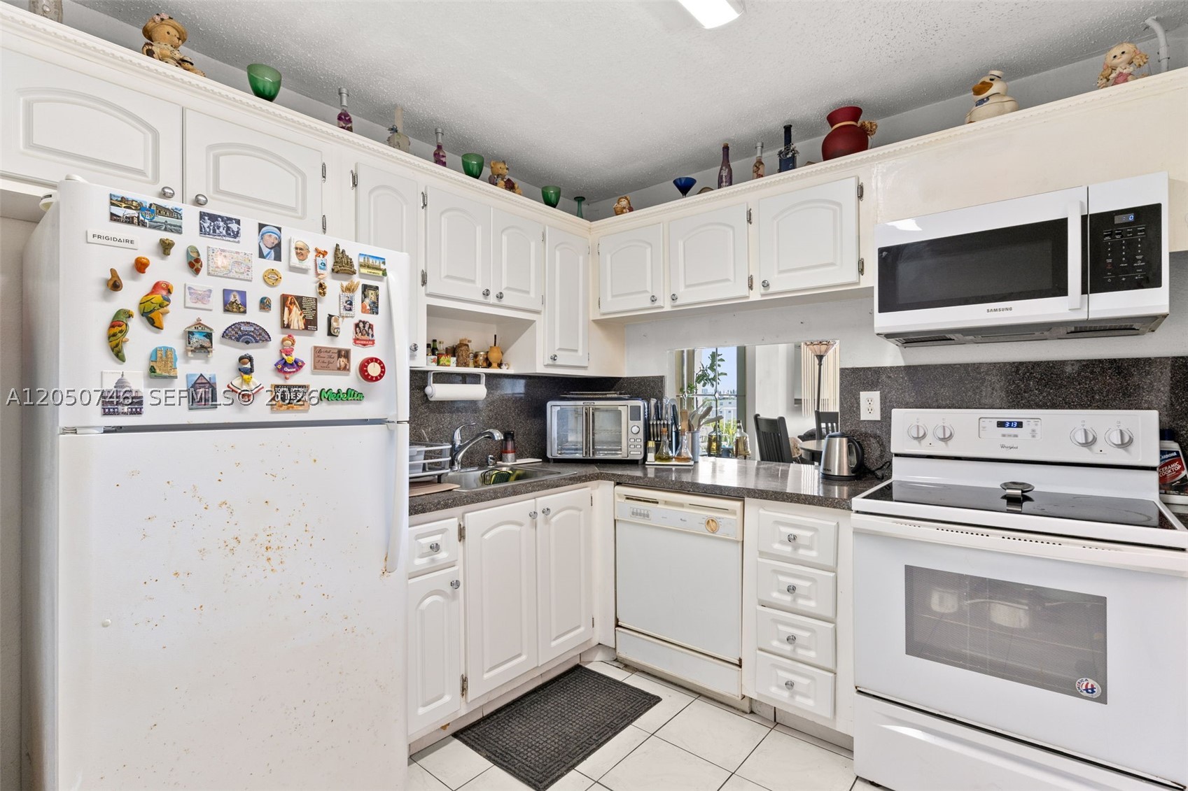 6900 Bay Dr #5C, Miami Beach FL 33141