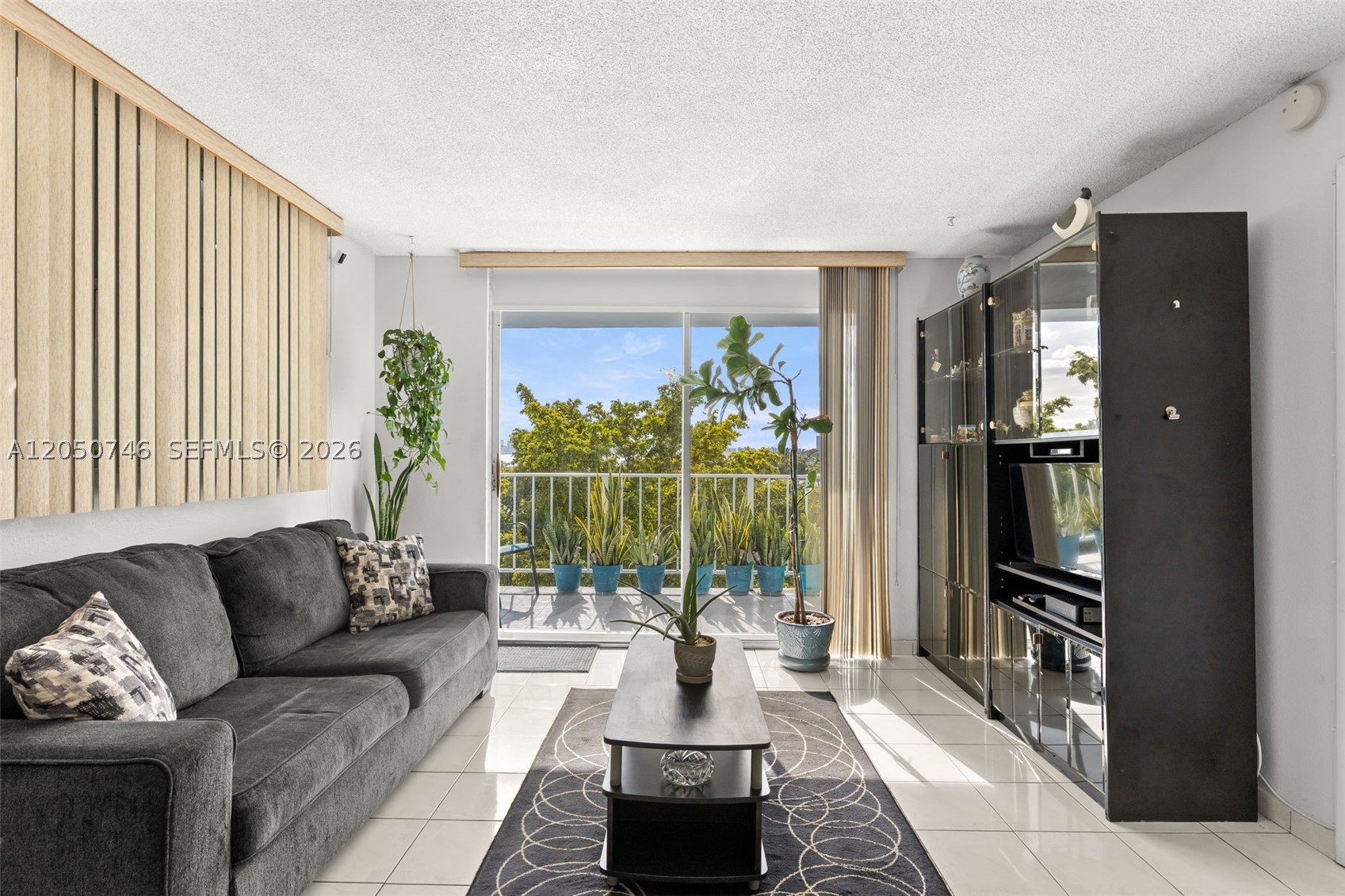 6900 Bay Dr #5C, Miami Beach FL 33141