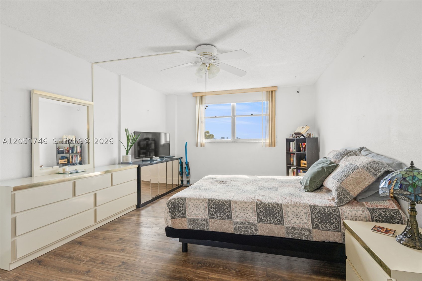 6900 Bay Dr #5C, Miami Beach FL 33141