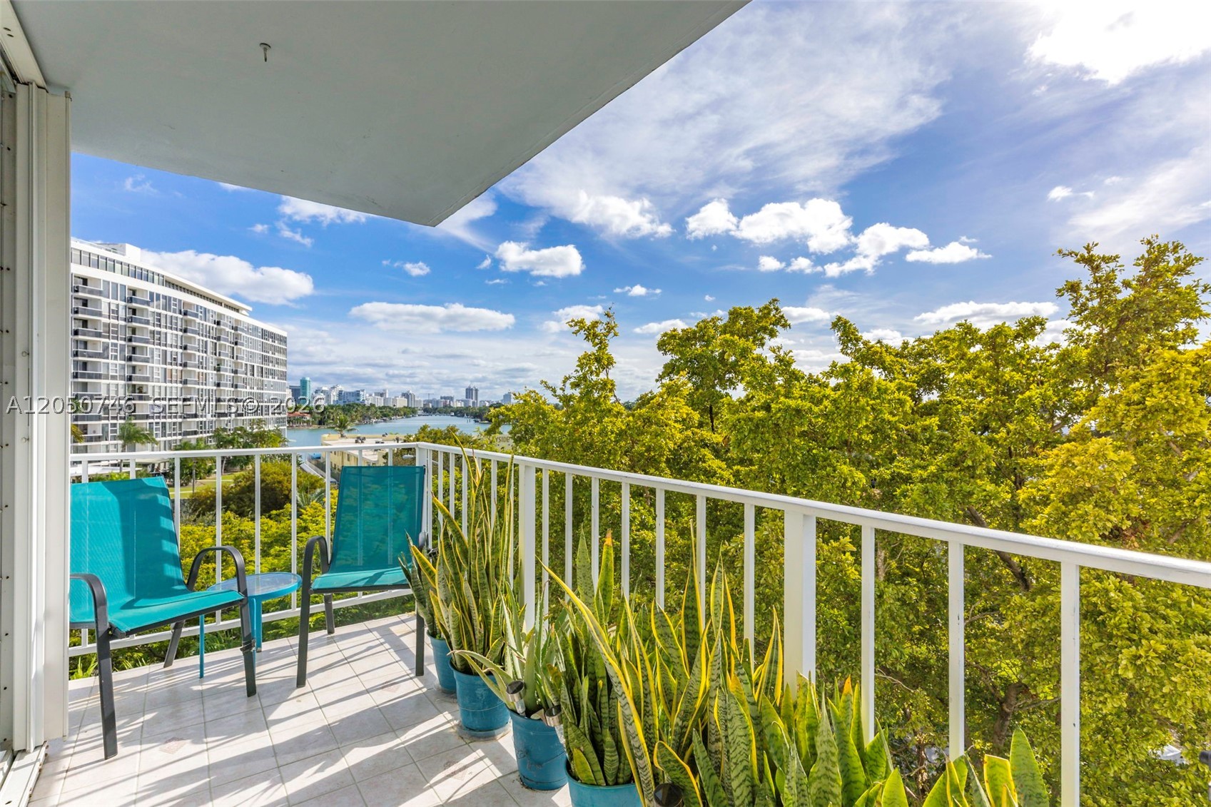 6900 Bay Dr #5C, Miami Beach FL 33141