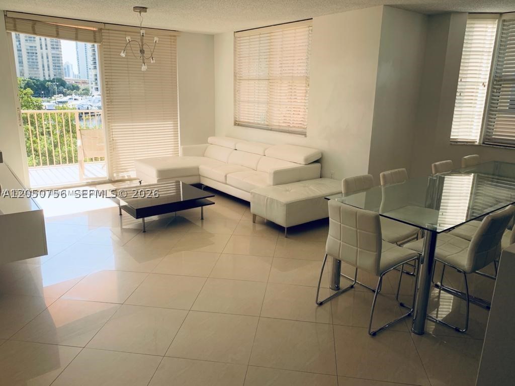 19999 E Country Club Dr #1407, Aventura FL 33180