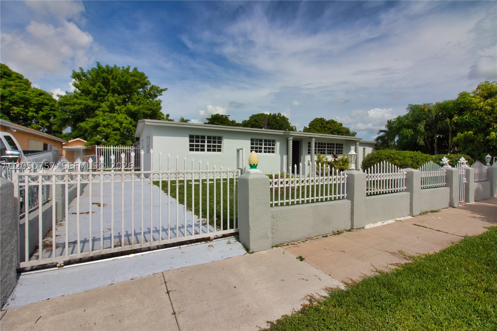 19522 NW 37th Ct, Miami Gardens FL 33055