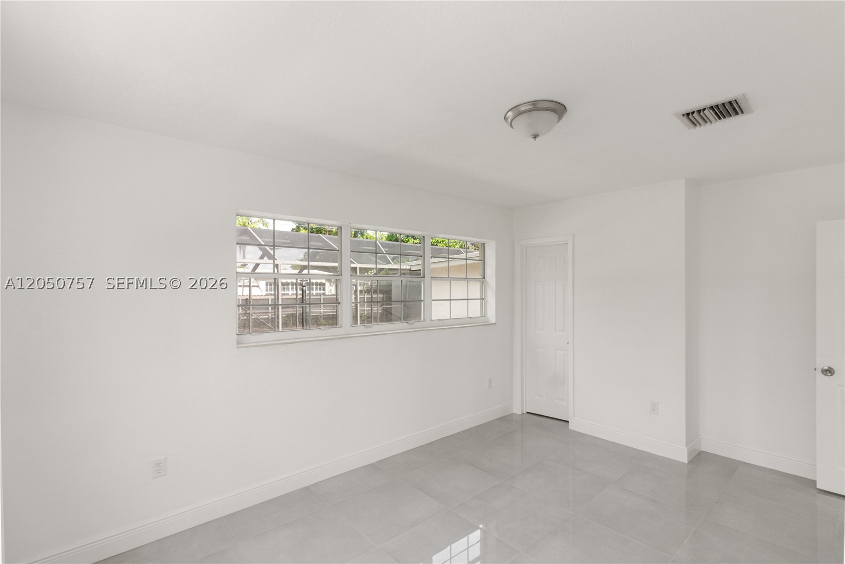 19522 NW 37th Ct, Miami Gardens FL 33055