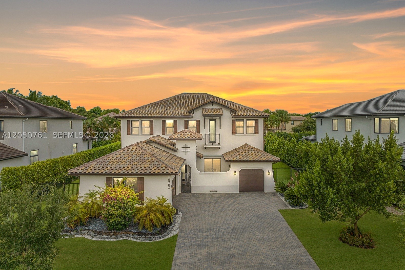 10702 SW 53rd St, Cooper City FL 33328