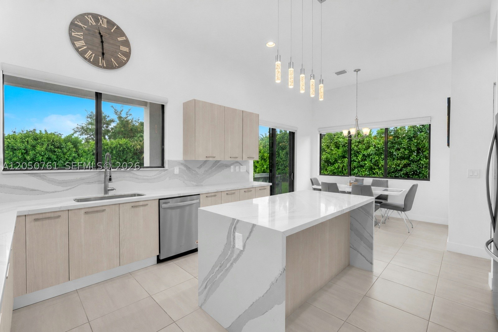10702 SW 53rd St, Cooper City FL 33328