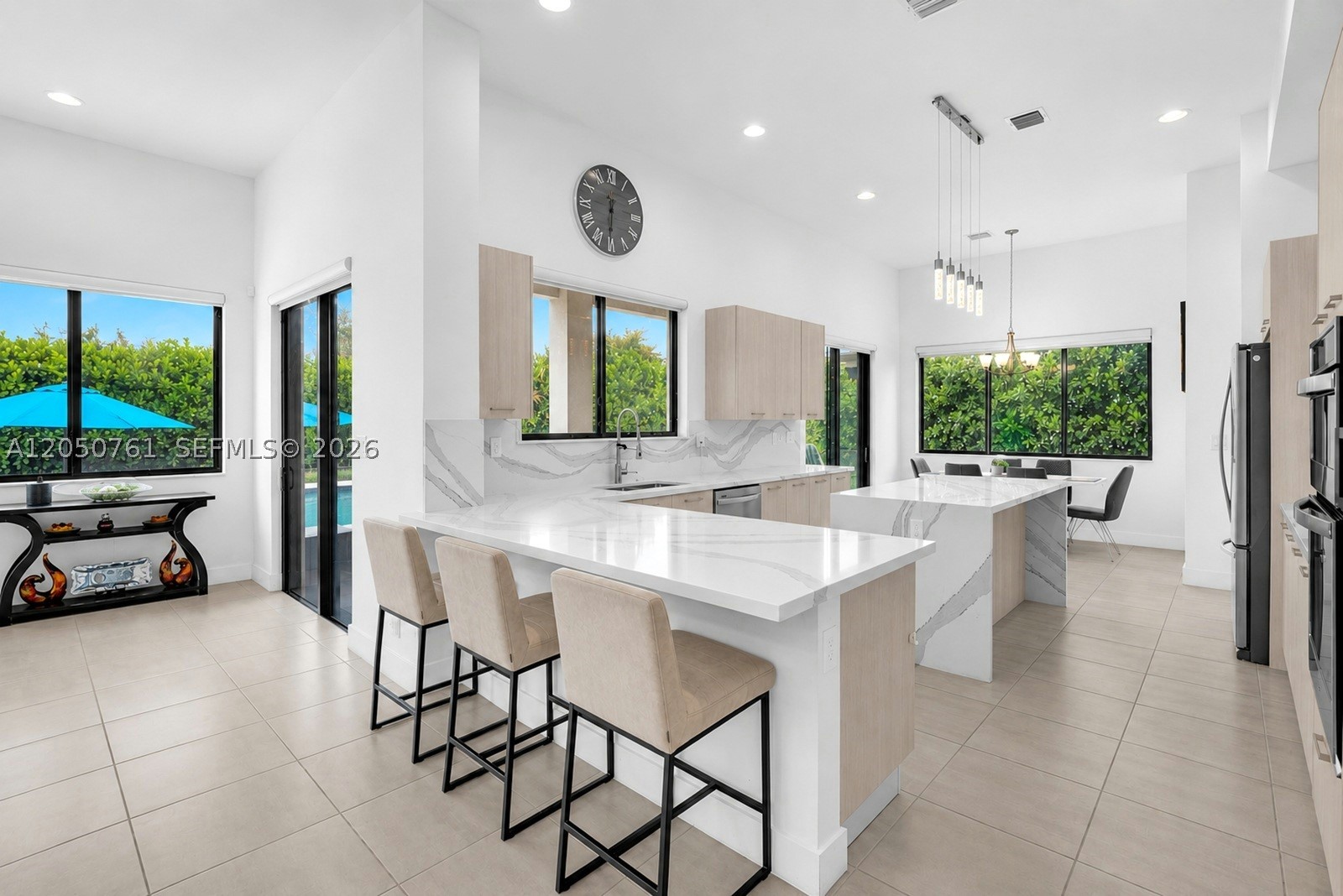 10702 SW 53rd St, Cooper City FL 33328
