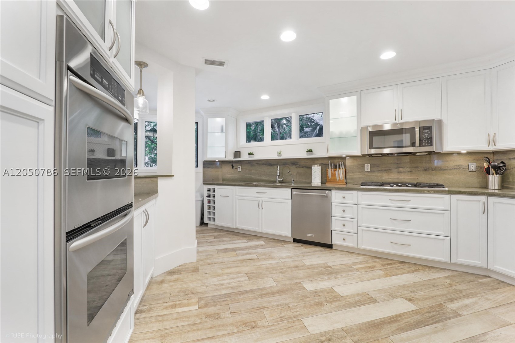 2449 S Bayshore Dr, Miami FL 33133
