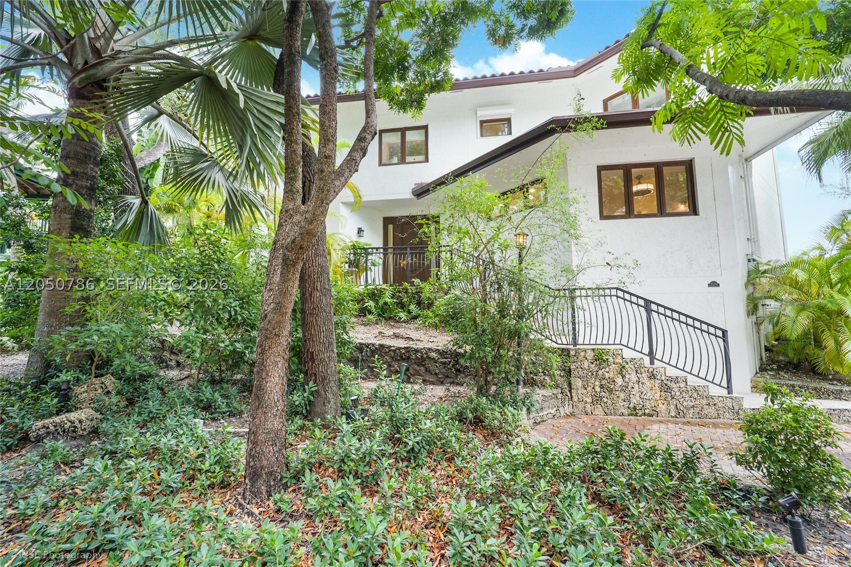 2449 S Bayshore Dr, Miami FL 33133