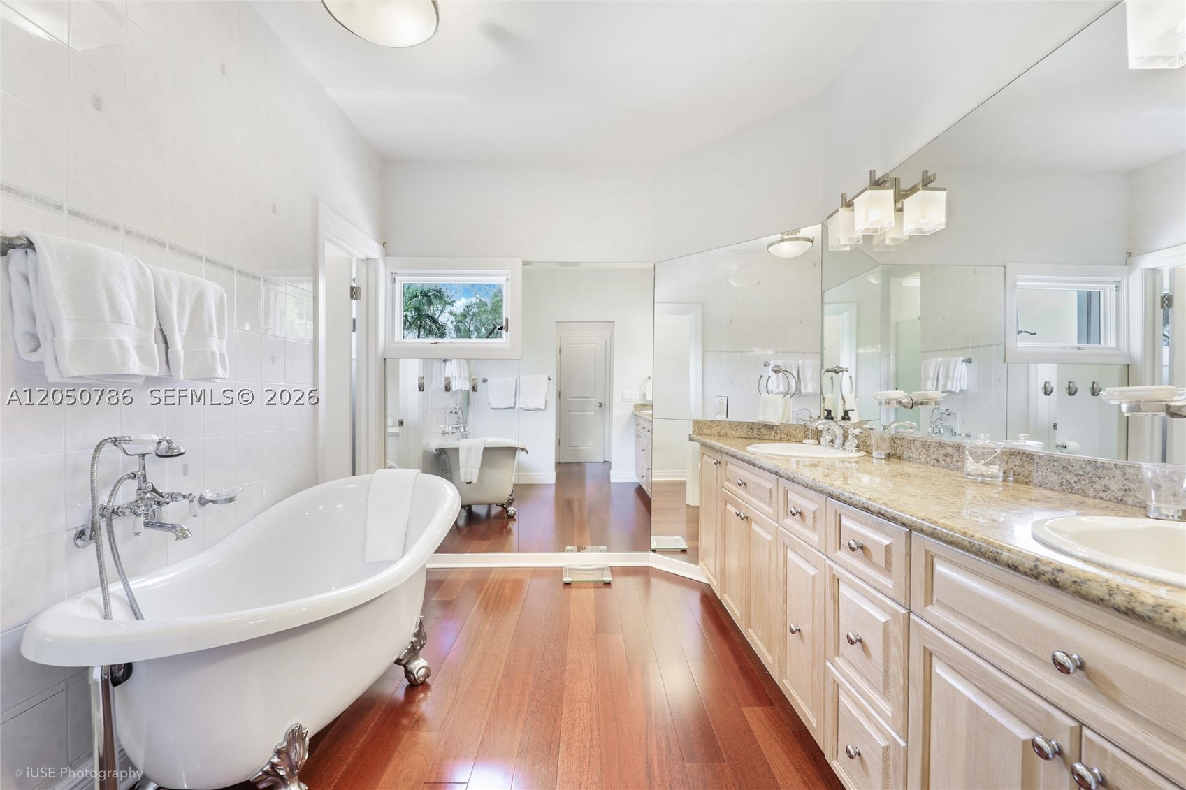 2449 S Bayshore Dr, Miami FL 33133