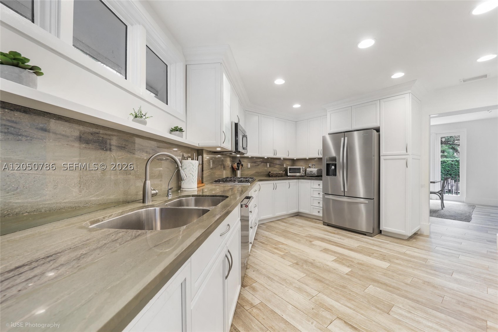 2449 S Bayshore Dr, Miami FL 33133