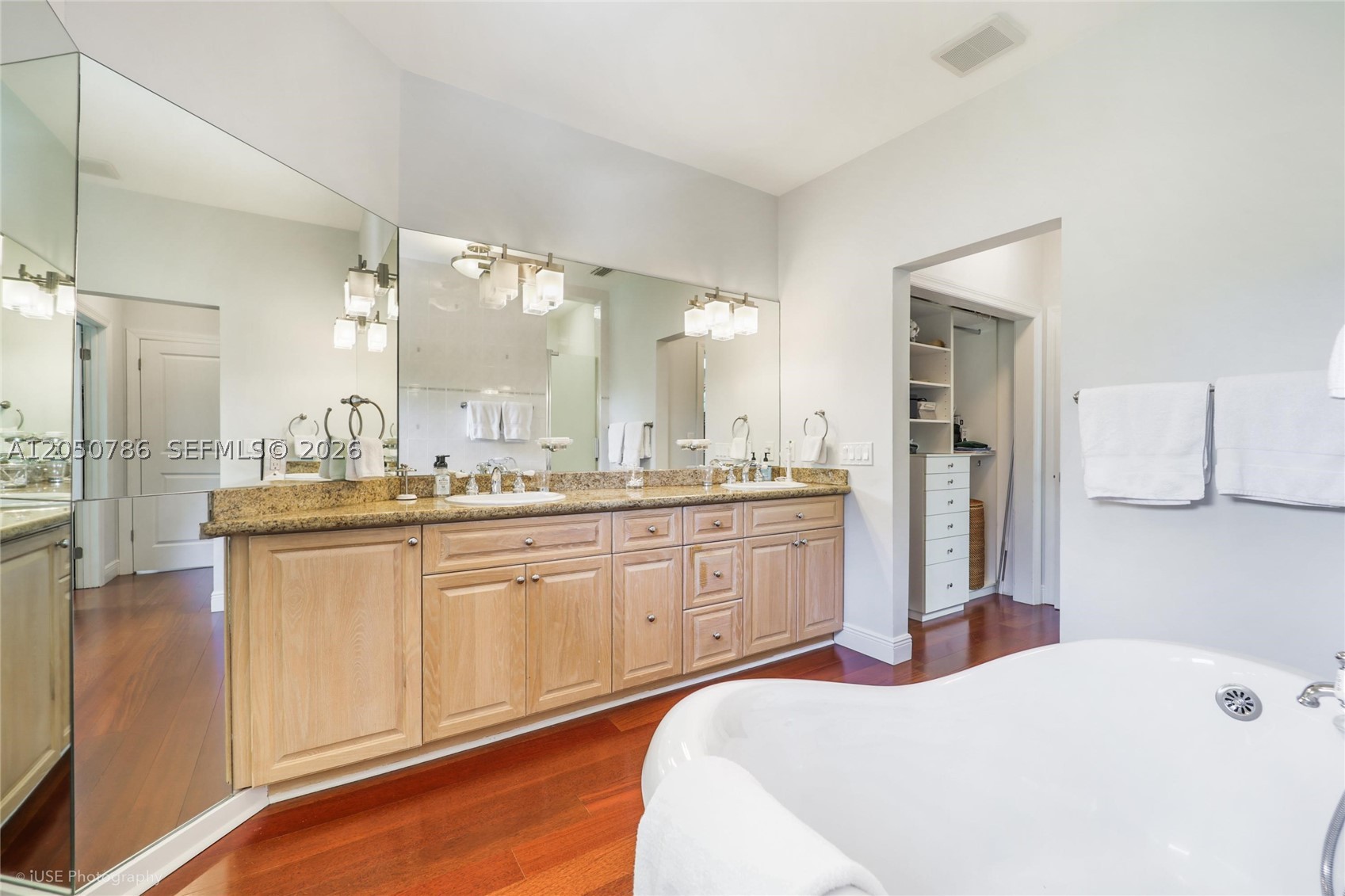 2449 S Bayshore Dr, Miami FL 33133