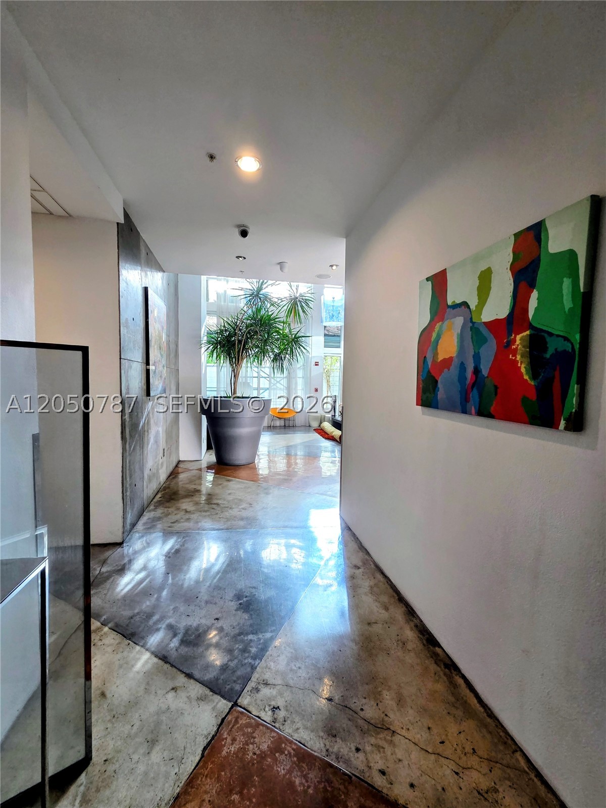 234 NE 3rd St #UPH09, Miami FL 33132