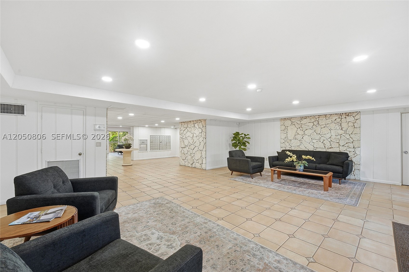 1205 Mariposa Ave #403, Coral Gables FL 33146